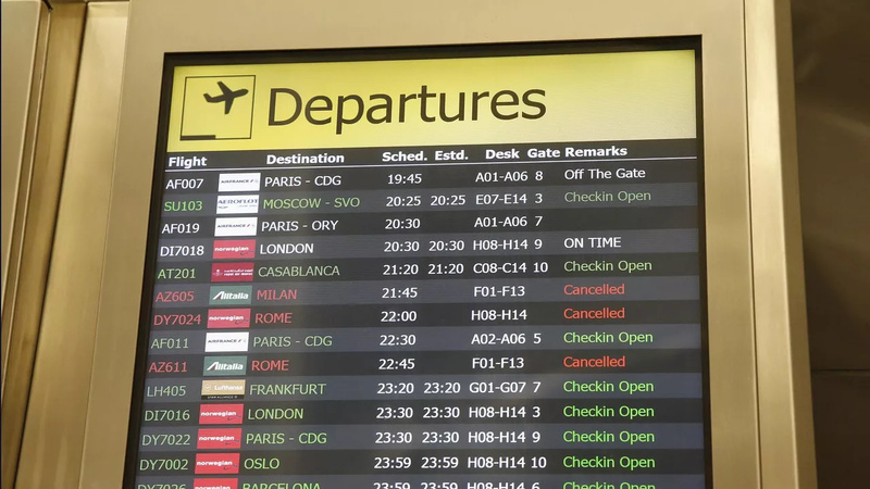 أميركا تخطط توسيع قائمة حظر السفر لتشمل أكثر من 30 دولة