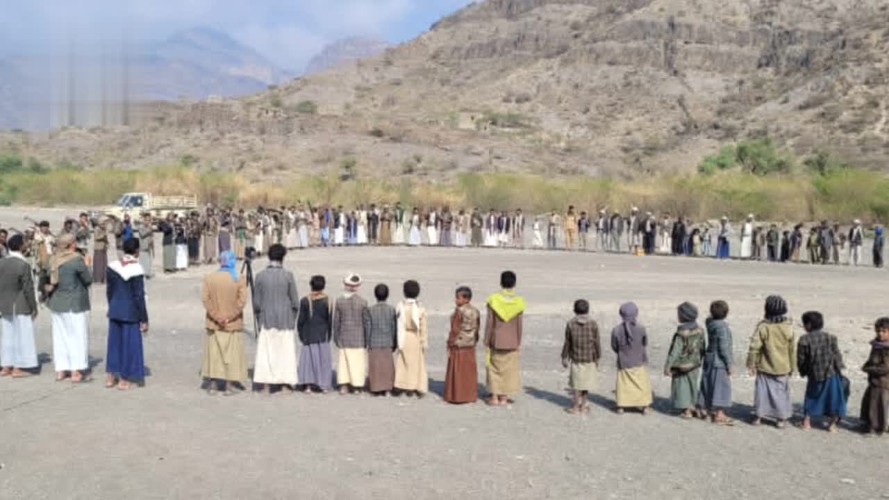 وقفات قبلية مسلحة في الحيمة الخارجية تأكيدًا للجهوزية وثبات الموقف