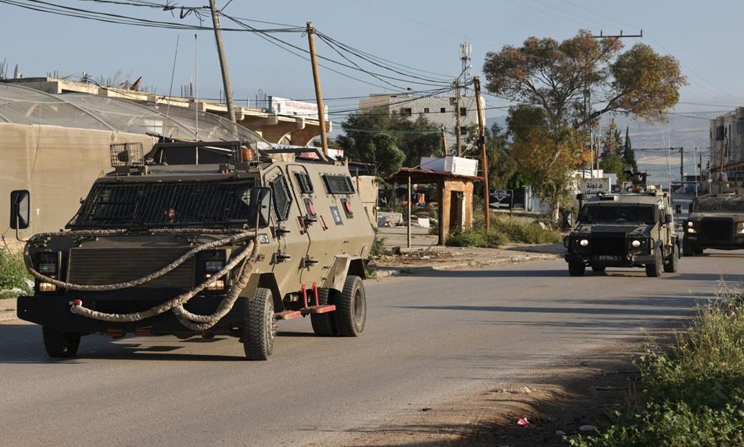 العدو الصهيوني يقتحم بلدات وقرى ومدن في الضفة الغربية المحتلة