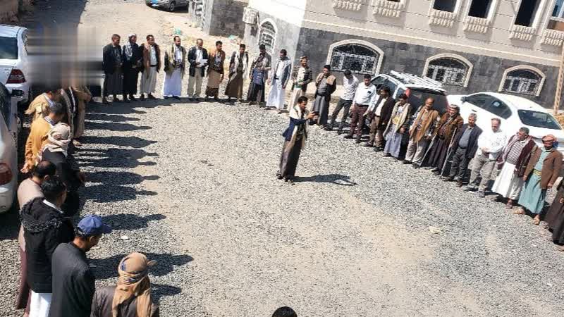 وقفة بفرع هيئة الموارد المائية في محافظة صنعاء تنديدّا بالإساءة للمصحف الشريف