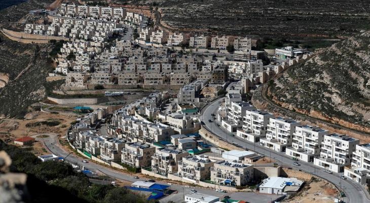 سلطات العدو الصهيوني تصادق على إقامة 126 وحدة استيطانية شمال الضفة