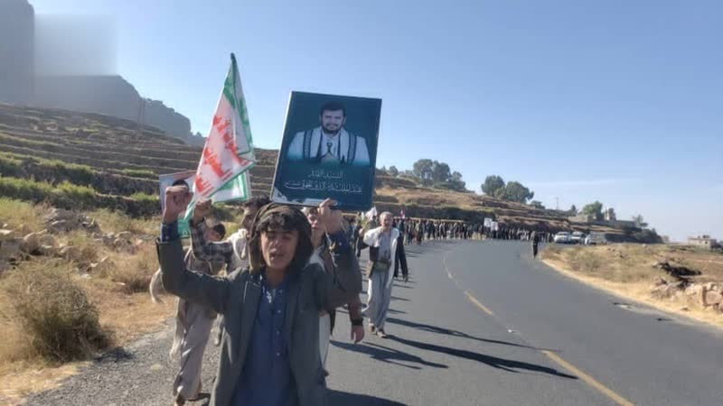 مسير لخريجي المرحلة الخامسة من دورات “طوفان الأقصى” في مدارس الطويلة بالمحويت