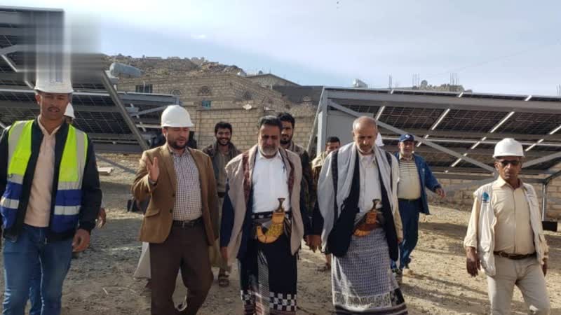 تفقد سير العمل بمشروع تركيب منظومة طاقة شمسية لفرع مؤسسة المياه في البيضاء