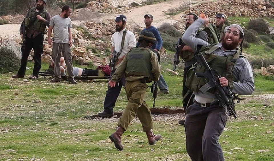 دهس ورشق مركبات وسرقات.. المستوطنون يواصلون هجماتهم ضد الفلسطينيين بالضفة