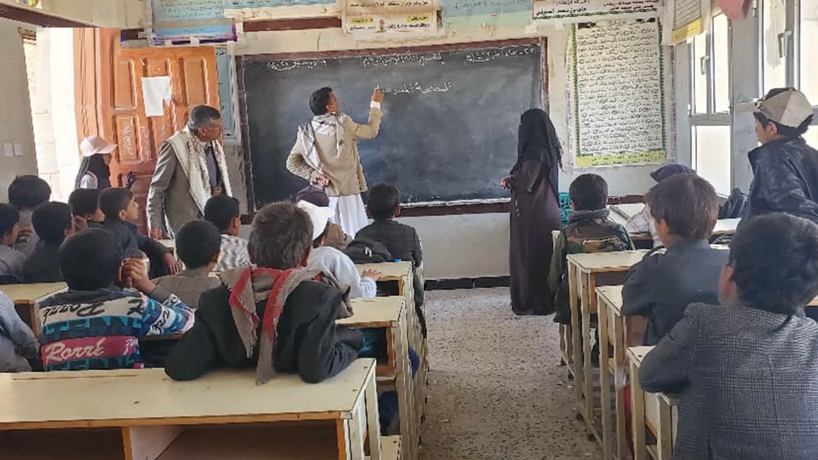 تدشين برنامج التوعية الصحية بمدارس مديرية الحصن في محافظة صنعاء