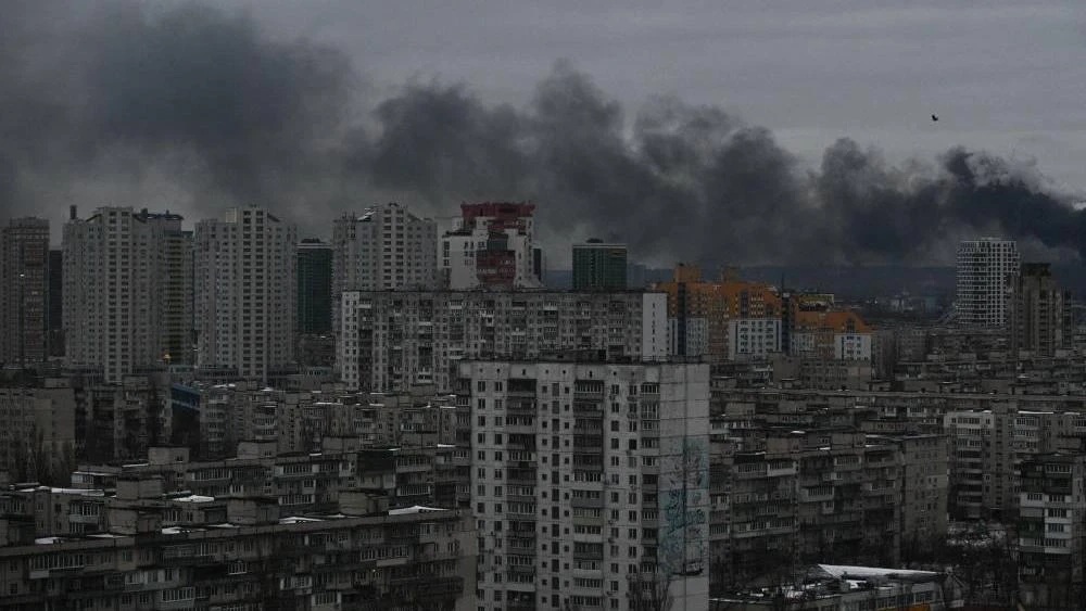 إدارة كييف: أكثر من 2600 مبنى سكني في المدينة بلا تدفئة بعد هجوم روسي