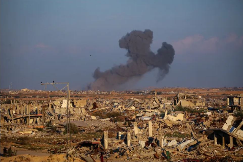 استشهاد شاب فلسطيني برصاص العدو الإسرائيلي جنوبي غزة