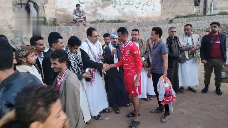 فريق كلية العلوم في المحويت يتوج بكأس بطولة شهيد القرآن