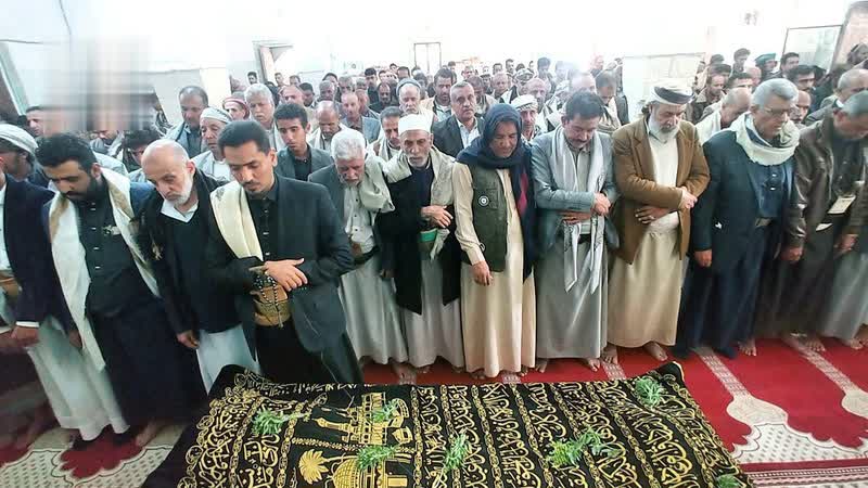 تشييع مهيب لجثمان فقيد الوطن العميد محسن بركات