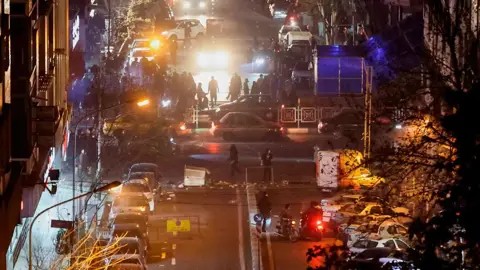 إيران تعلن اعتقال 3 آلاف عنصر شاركوا بأعمال الشغب