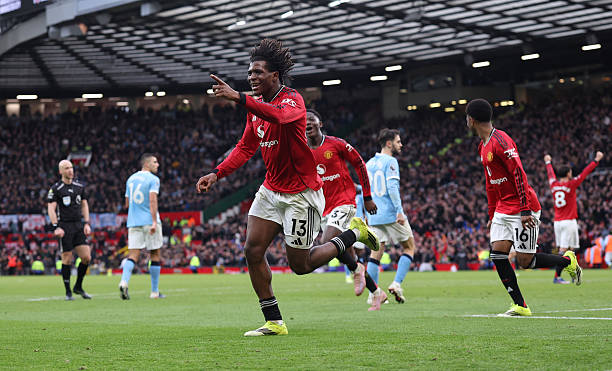 مانشستر يونايتد يفوز على السيتي بثنائية في الدوري الإنجليزي