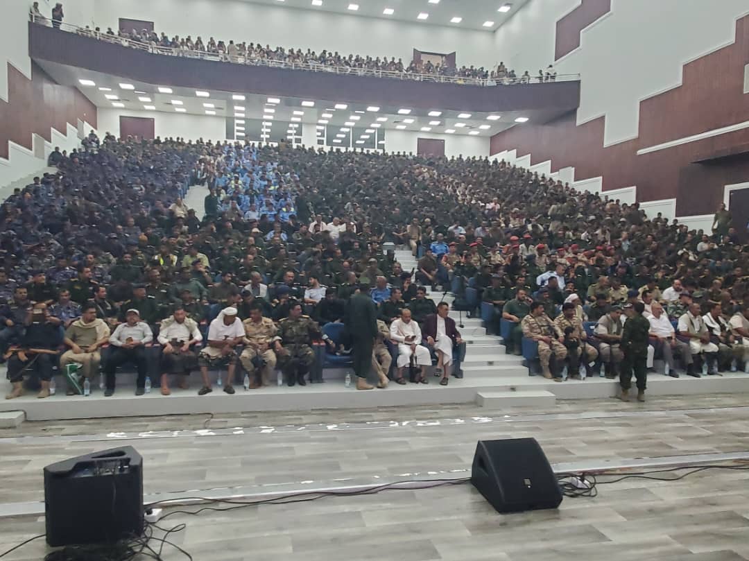 إدارة أمن الحديدة تحيي الذكرى السنوية للشهيد القائد