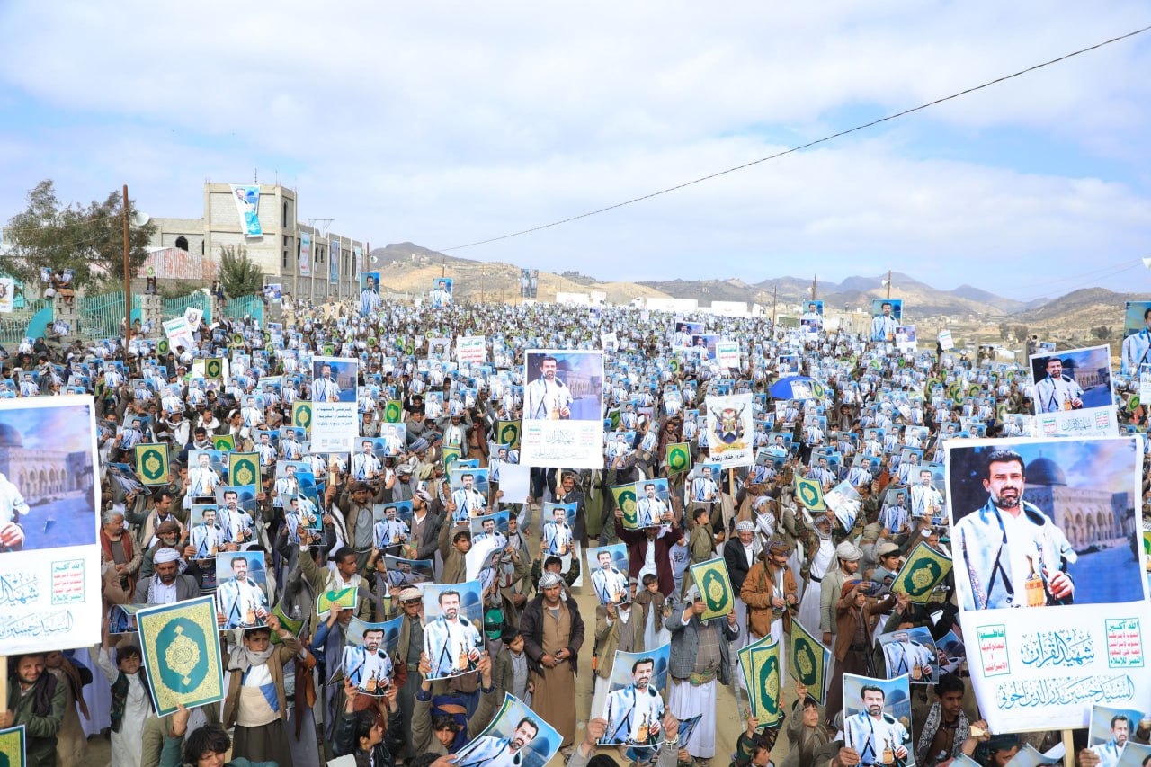 مسيرة حاشدة في صعدة وفاءً لشهيد القرآن