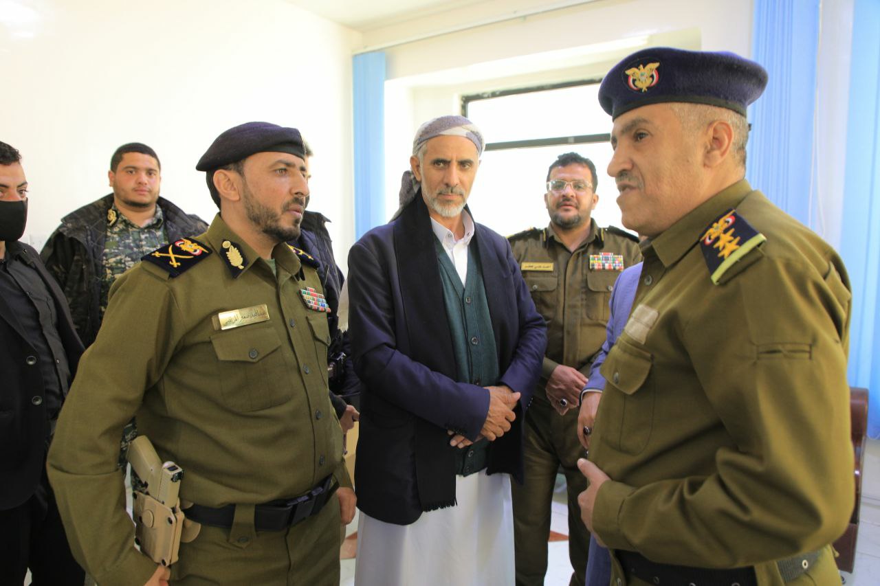 القائم بأعمال رئيس الوزراء يتفقد سير العمل في مباحث الأموال العامة