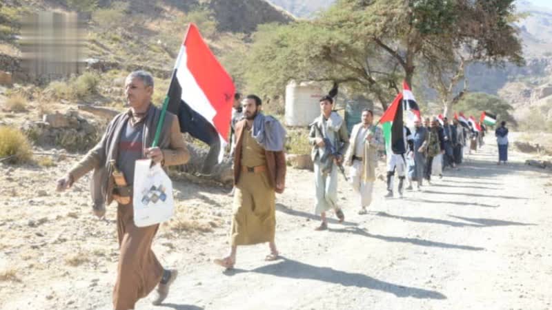 مسير وتطبيق قتالي لخريجي دورات “طوفان الأقصى” في صنعاء الجديدة