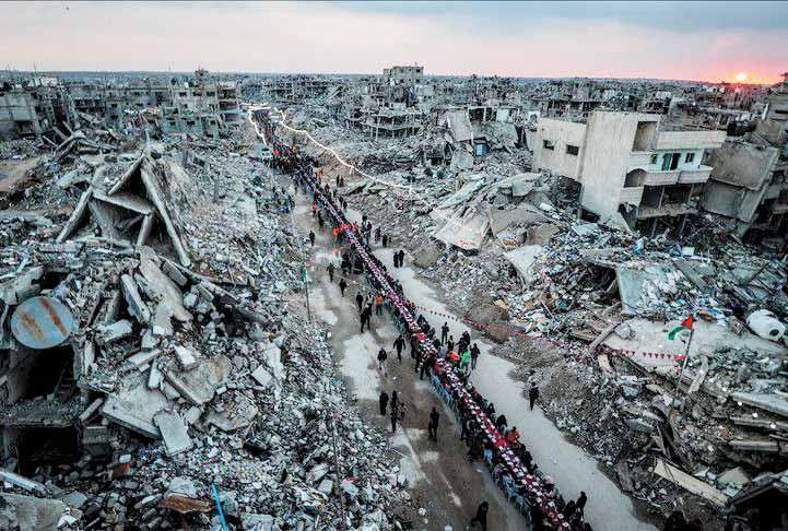 مسؤول أممي : غزة مُثقلة بـ 60 مليون طن من الأنقاض وتحتاج 7 سنوات لإزالتها