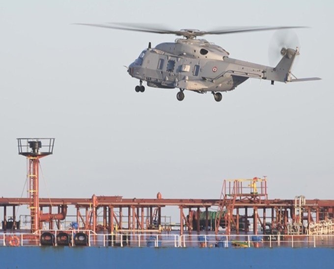 البحرية الفرنسية تستولي على ناقلة نفط في البحر الأبيض المتوسط قادمة من روسيا