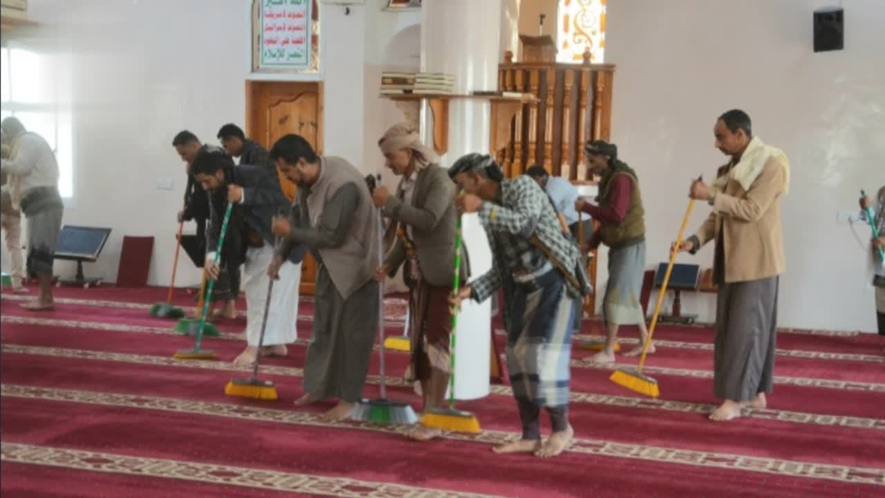 تدشين حملة “أن طهرا بيتي” في تعز