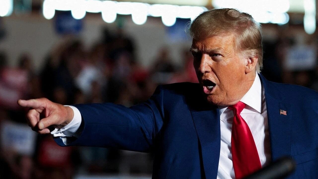 ترامب يعلن أن أمريكا بحاجة إلى امتلاك غرينلاند لردع روسيا والصين