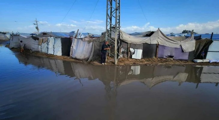 بلدية غزة: حجم الدمار يعيق تصريف مياه الأمطار ويزيد معاناة النازحين