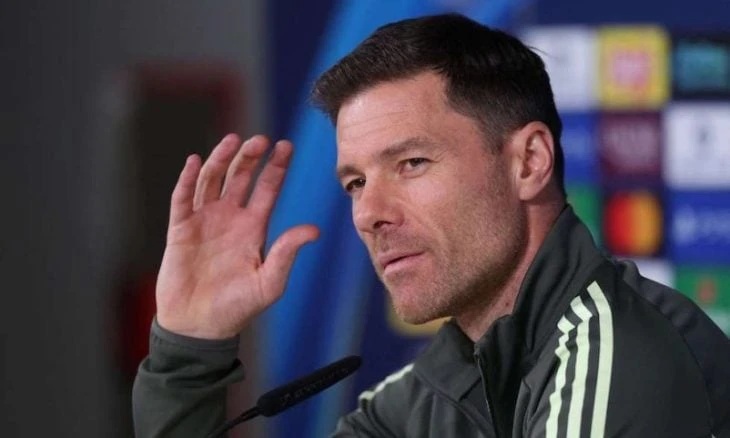 ريال مدريد يعلن رحيل تشابي ألونسو ويعين وألفارو أربيلوا بديلاً