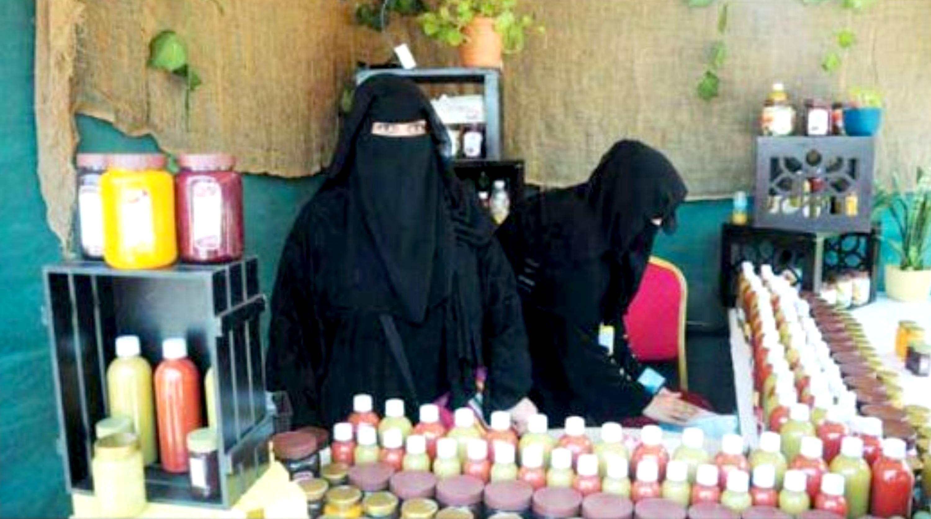 انطلاق شرارة ثورة إنتاجية داخل المنازل قبل المصانع: رمضان محطة مباركة نحو استراتيجية توطين الإنتاج والاستهلاك المحلي «نأكل مما نزرع ونلبس مما نصنع»