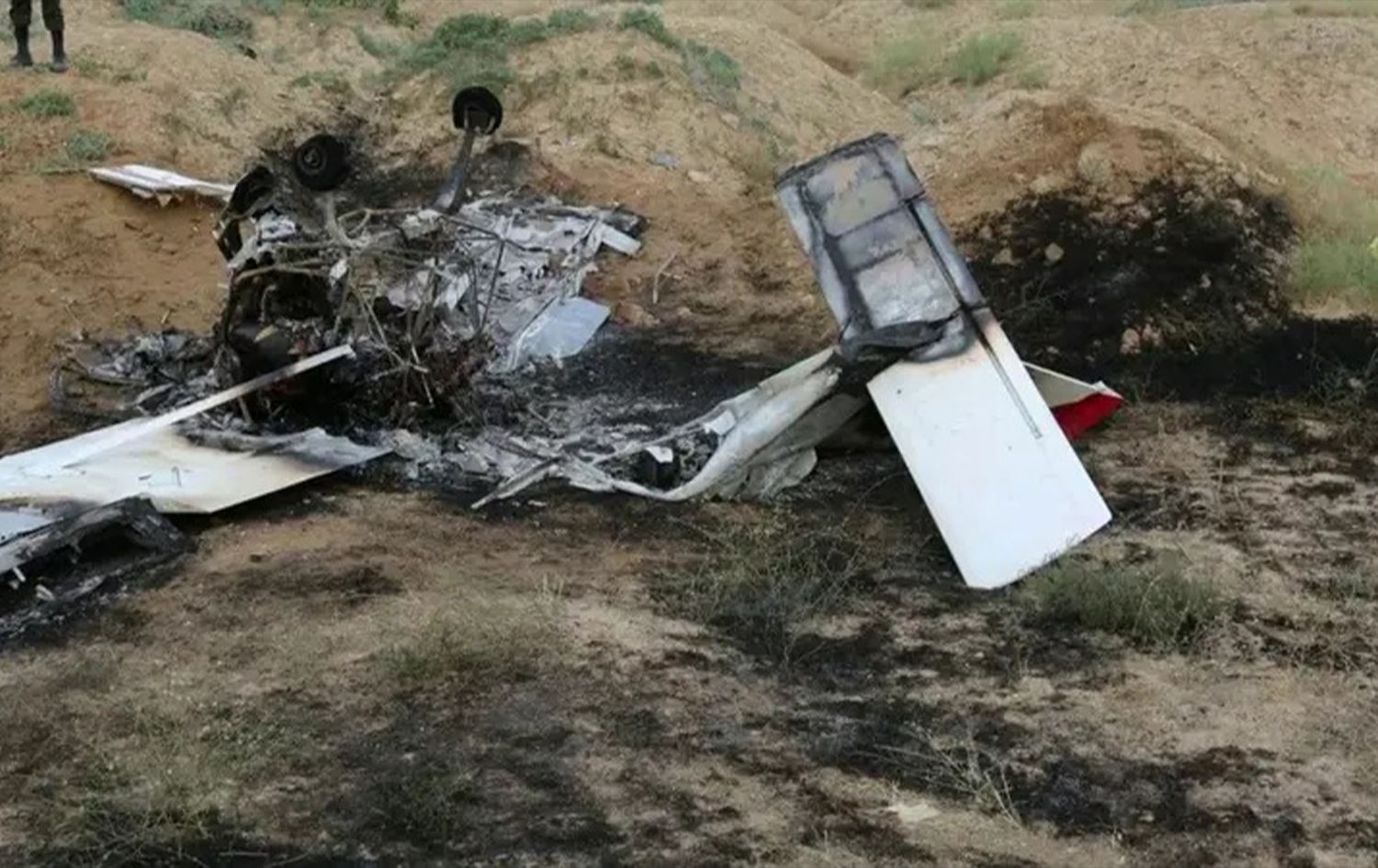 تحطم مروحية عسكرية إيرانية في منطقة درجه بمحافظة أصفهان ومقتل الطيار ومساعده