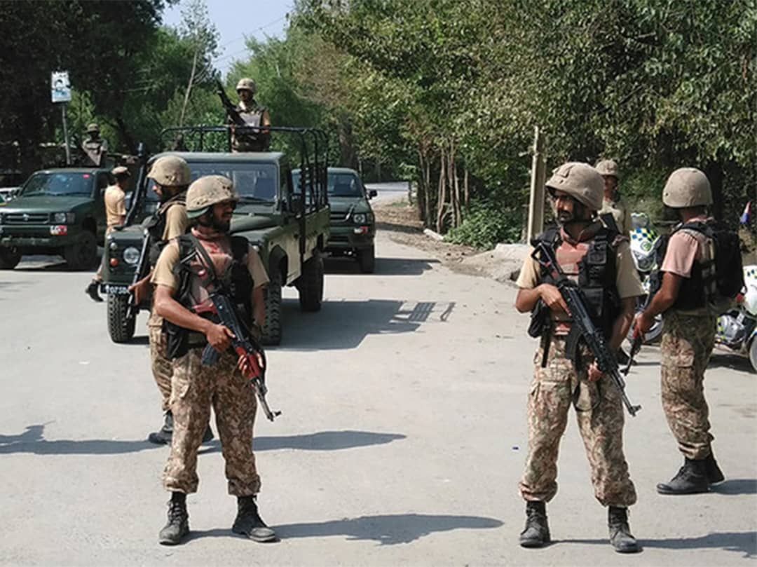 مقتل 24 مسلحاً خلال عمليتين أمنيتين في شمال غربي باكستان