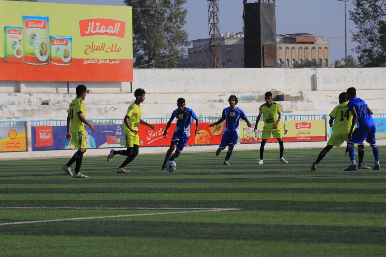 هلال الحديدة يفوز على فريق القناوص بثلاثية في البطولة الرمضانية