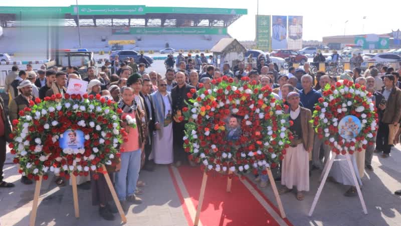 قيادة وموظفو قطاع النظافة في الأمانة يزورون أضرحة الشهداء الصماد والرهوي والغماري