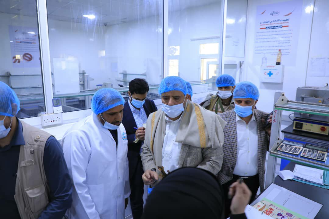 القائم بأعمال وزير الاقتصاد يطلع على نشاط مصنع لإنتاج أغذية الأطفال