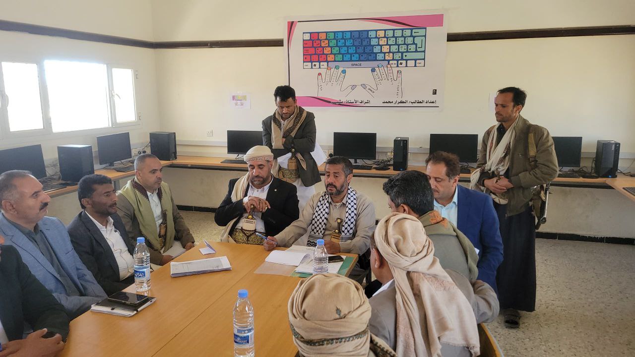 ذمار..مناقشة توفير أراضي للمحاكم والنيابات في مديريات المحافظة