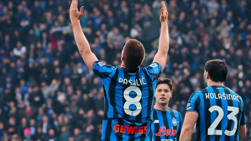 أتالانتا يهزم نابولي ويعيق طموحاته في الحفاظ على لقب الدوري الإيطالي