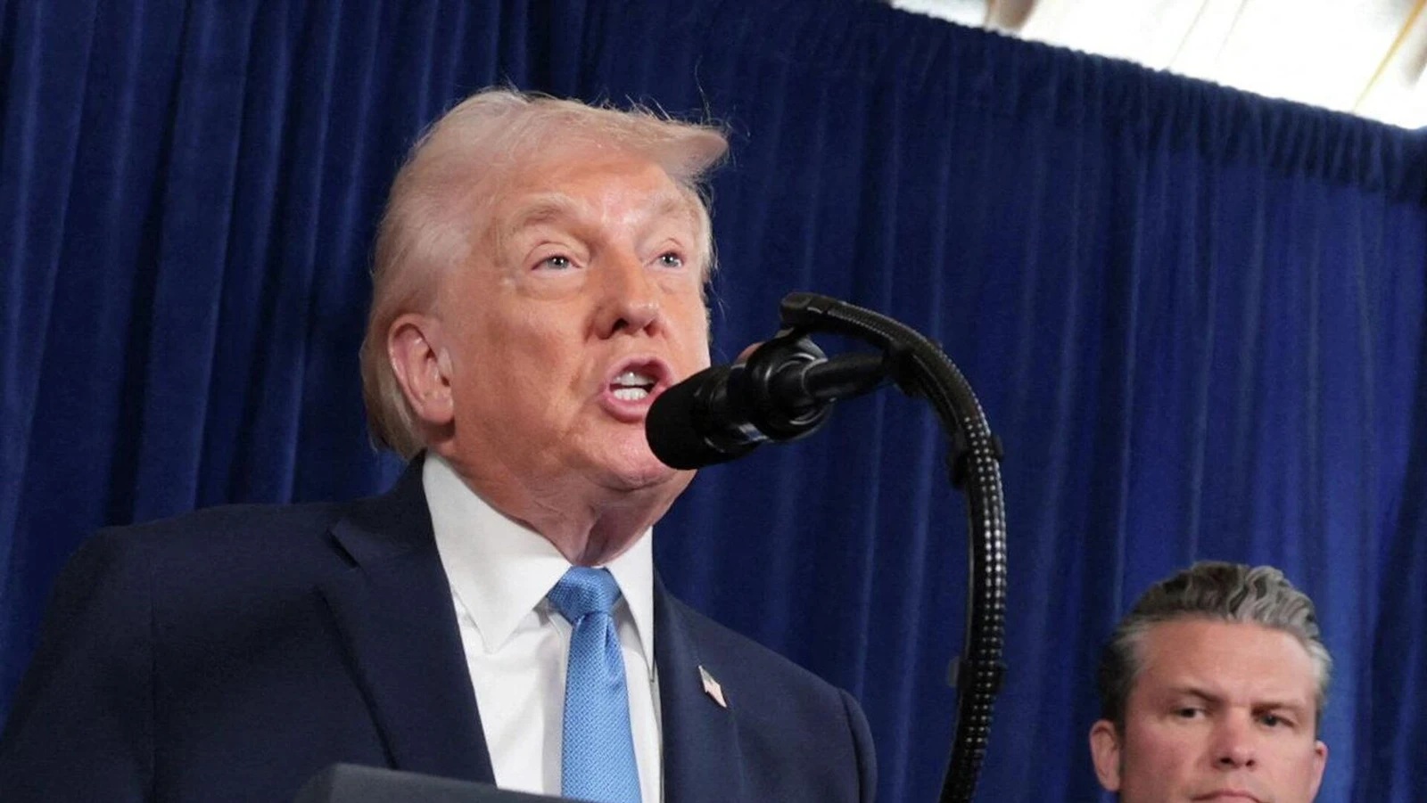 ترامب يوقع مشروع قانون تمويل الحكومة الأمريكية منهيا بذلك الإغلاق الجزئي للحكومة