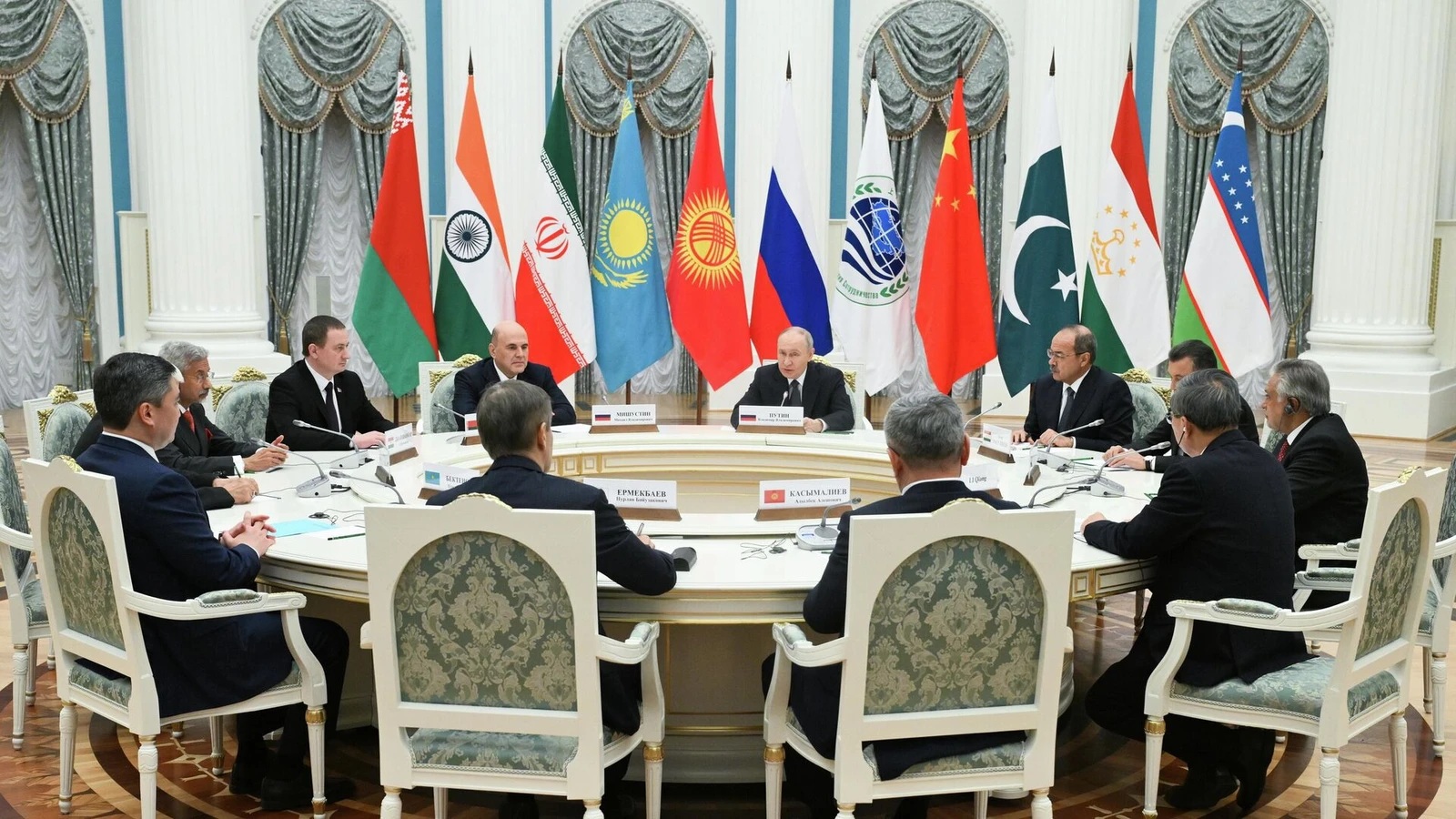 أمين عام “شنغهاي للتعاون”: مسألة العملة الموحدة للمنظمة ليست مطروحة على جدول الأعمال