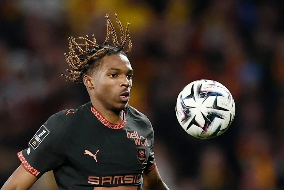 صفقة ليفربول الجديدة جاكيه يتعرض لإصابة “خطيرة”