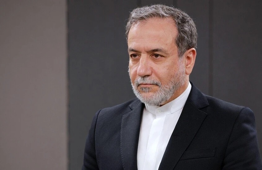 عراقجي يرد بالمثل على “رسالة قوة” من ويتكوف وكوشنر