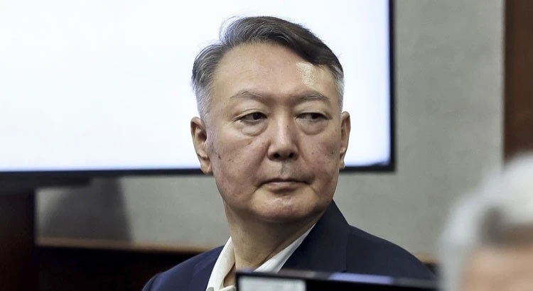 الحكم بالسجن المؤبد على الرئيس الكوري الجنوبي السابق لمحاولته فرض الأحكام العرفية