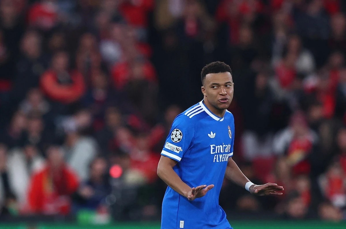 مبابي : يجب إيقاف بريستياني بسبب إهانة عنصرية لفينيسيوس