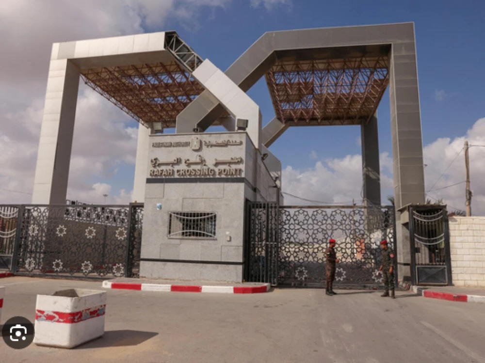 مركز حماية الحقوقي: معبر رفح بات نقطة “فرز أمني” وأداة للتهجير