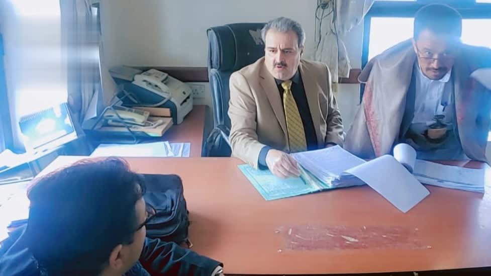 رئيس نيابة ذمار يطلع على مستوى الانضباط الوظيفي عقب الإجازة القضائية وعيد الفطر