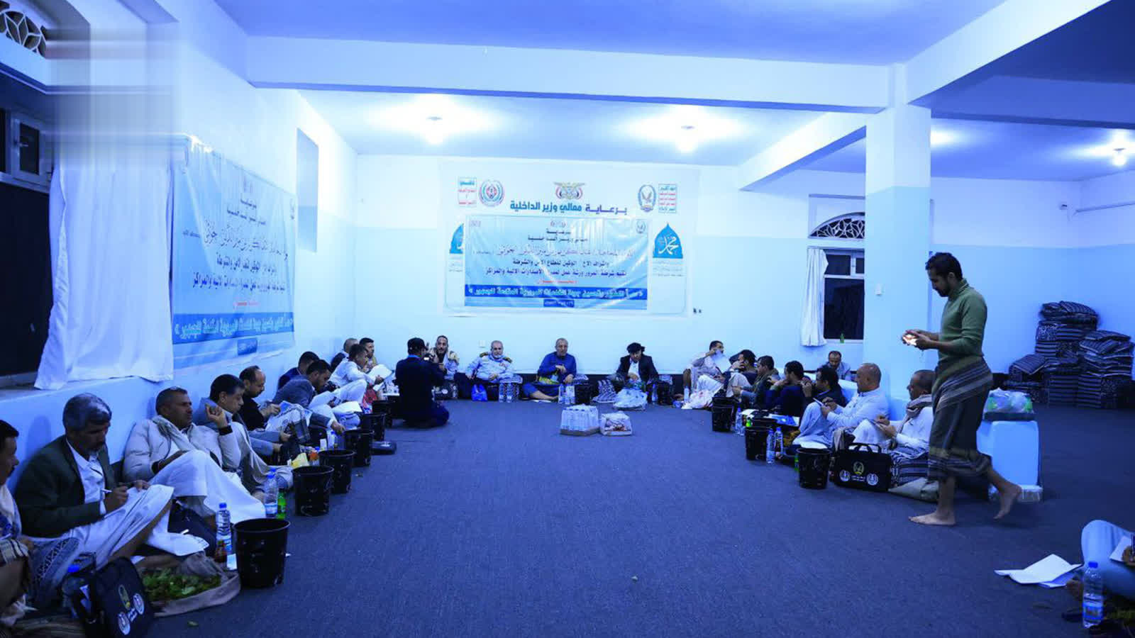 ورشة عمل لمدراء الإصدارات الآلية والمراكز المرورية لتطوير جودة الخدمات