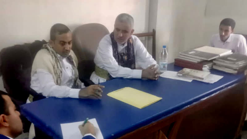 الاطلاع على سير العمل في محكمة الدريهمي بالحديدة