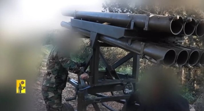 المقاومة اللبنانية تقصف مربض مدفعية وتجمعات لجيش العدو الإسرائيلي