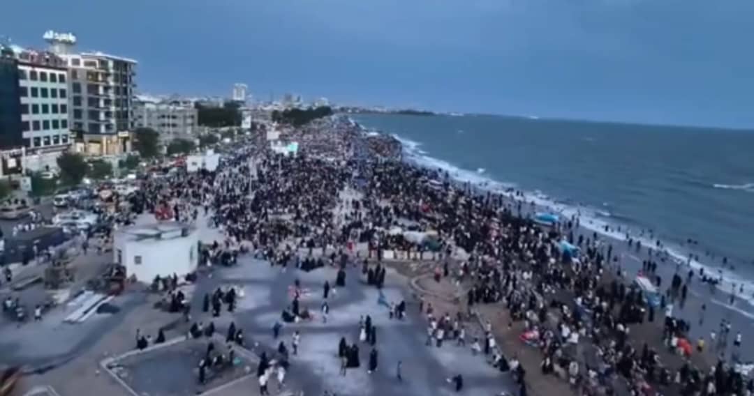 أكثر من 600 ألف أسرة تقضي إجازة العيد في الحديدة