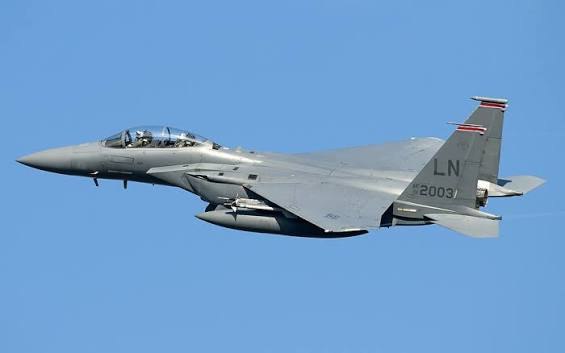 الجيش الإيراني يُسقط طائرة أمريكية إف – 15