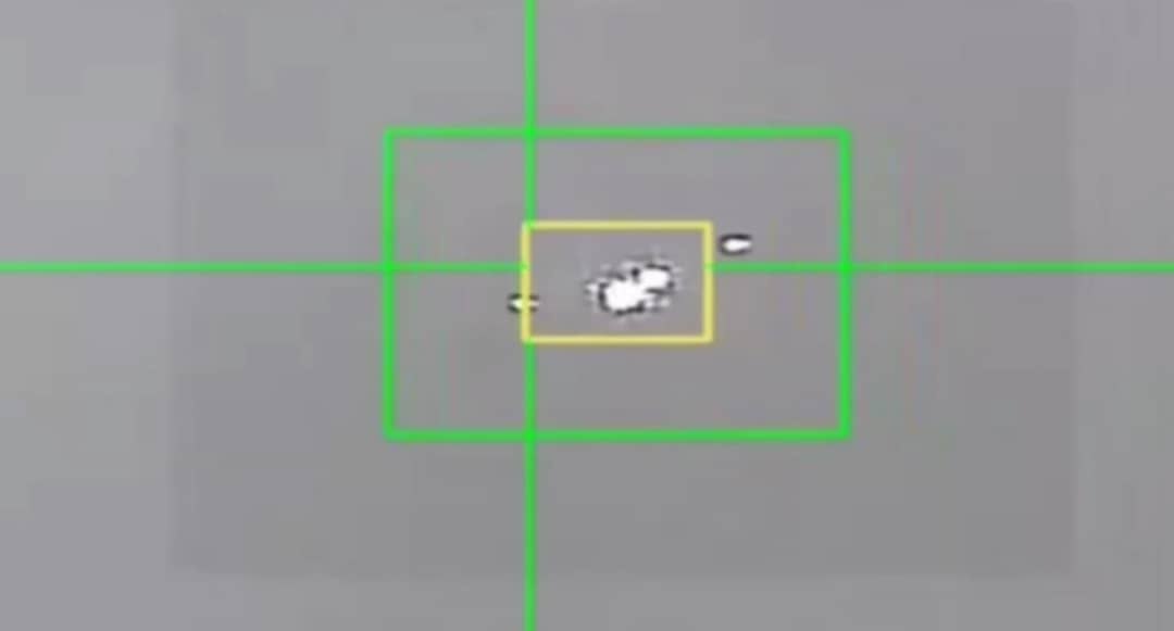 الحرس الثوري الإيراني يعرض مشاهداً لإسقاط طائرة معادية طراز “إف 15”