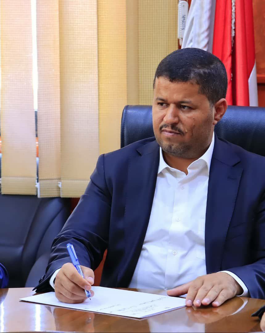 مدير هيئة المواصفات يهنئ قائد الثورة والرئيس المشاط بحلول عيد الفطر