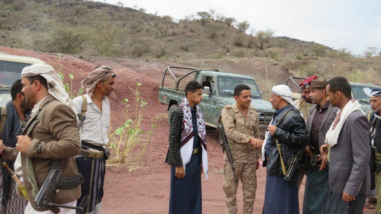زيارة عيدية لتفقد أحوال المرابطين في جبهة بتار بالضالع