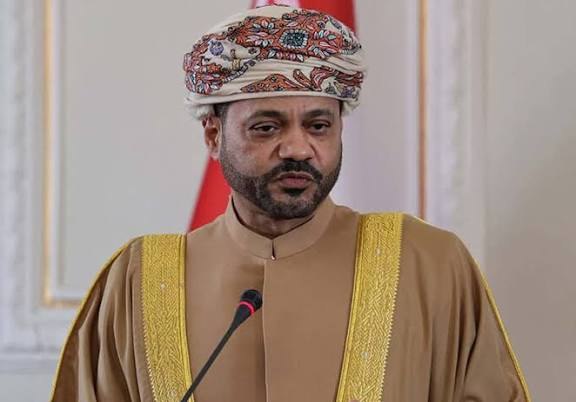وزير الخارجية العماني: الحرب ليست من صنع إيران ونعمل على عبور آمن لمضيق هرمز